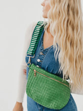 Load image into Gallery viewer, WESTLYN CROSSBODY BAG
